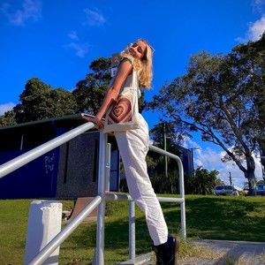 Meet your Posher, Jade